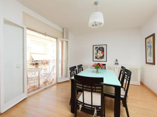 Apartment Cambrils Drassanes by Interhome