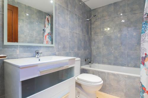 A bathroom at Jeronimo