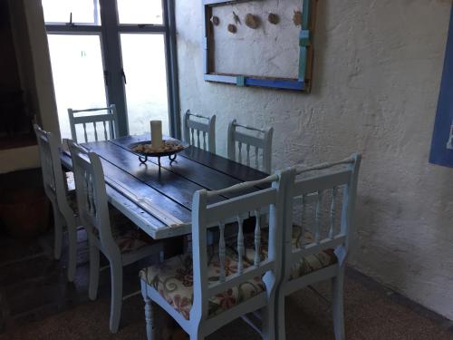 Фотография из галереи 77 ON 7th Street в Херманусе