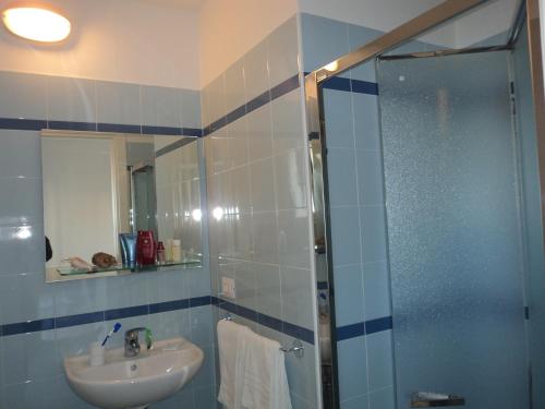A bathroom at Hotel Irene