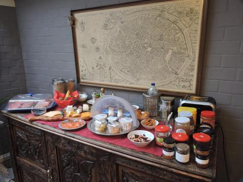 Місця харчування у цей готель типу 