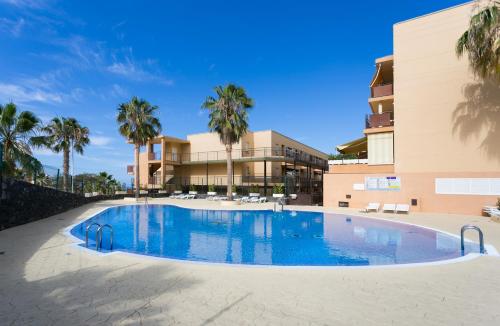 Adeje with pool, sea view and free WIFI