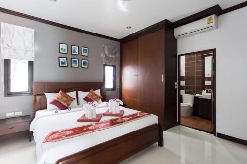 Cama o camas de una habitación en The Unique Krabi Private Pool Villa