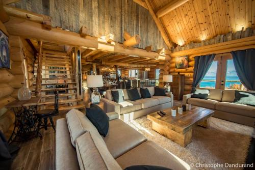 Le Black Bear- Les Chalets Spa Canada – Photos 5