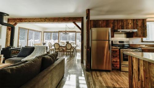 Gallery image of Le Vanilee - Les Chalets Spa Canada in La Malbaie