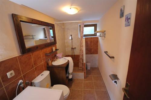 Et badeværelse på Villa Saint Vid