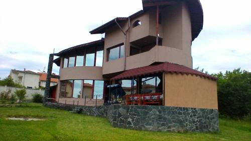 Villa Kerа