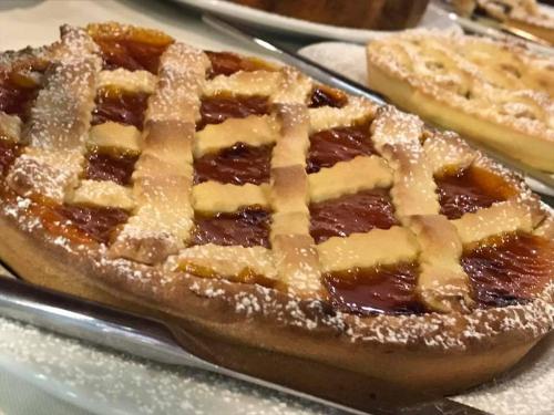 a pie sitting on top of a table at Hotel Eremo in Soriano nel Cimino