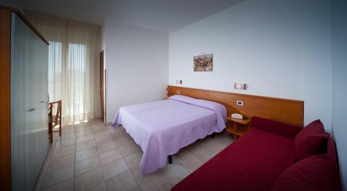 Gallery image of Hotel Florence in Marotta
