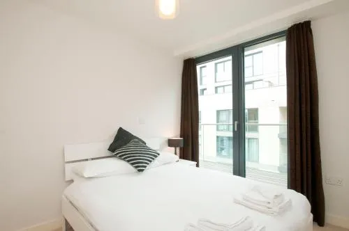 Cleyro Serviced Apartments - Finzels Reach photo 101