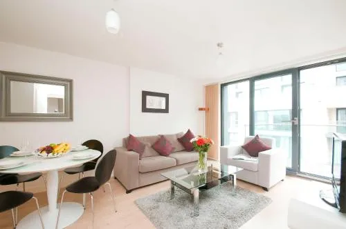 Cleyro Serviced Apartments - Finzels Reach photo 103