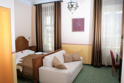 プトゥイにあるHotel parkのギャラリーの写真