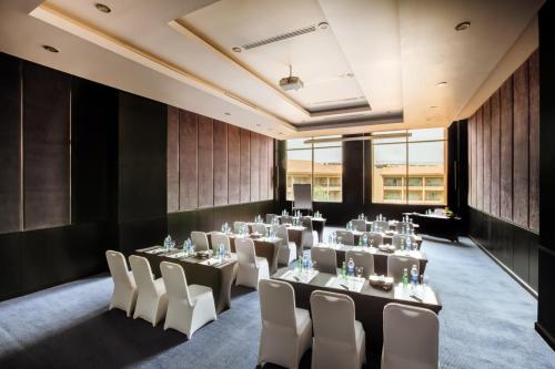 Ruang duduk di Dusit Thani LakeView Cairo