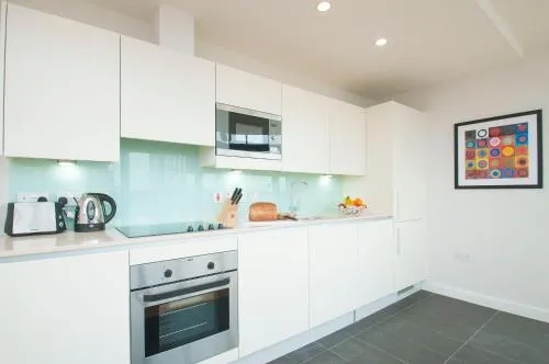 Cleyro Serviced Apartments - Finzels Reach photo 126