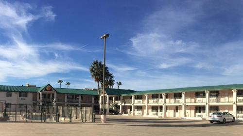 Safford Inn & Suites – Photos 5