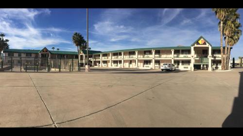 Safford Inn & Suites – Photos 4