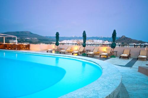 Bazén v ubytovaní Hotel Calypso alebo v jeho blízkosti
