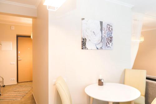 Χώρος καθιστικού στο Cozy apartment in Cesis