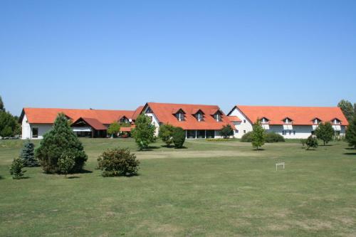 The building in which a szállodákat is located