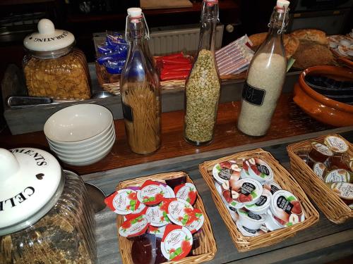 Jídlo v motelu nebo okolí