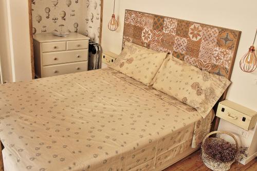Postel nebo postele na pokoji v ubytování Little Donkey Suite