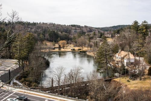 a view of a river next to a road at Cliff Dwellers Inn in Blowing Rock