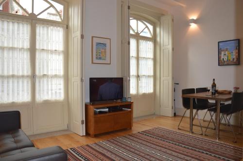 Oporto Like Home IV - Mezzanine