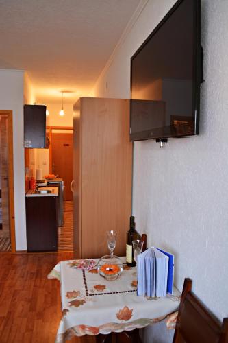 Dapur atau dapur kecil di Apartment Lotika