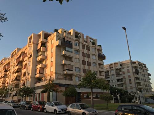 Fotografia z galérie ubytovania Apartamento Teatinos con piscina espectacular, aire acondicionado en salón-comedor y ventiladores en habitaciones v destinácii Málaga