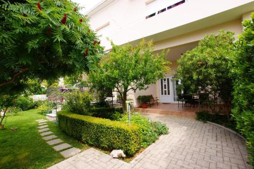 Apartment Radunić
