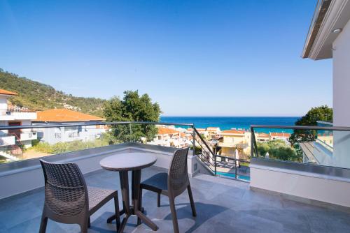 Gallery image of Semiramis Luxury Suites in Chrysi Ammoudia