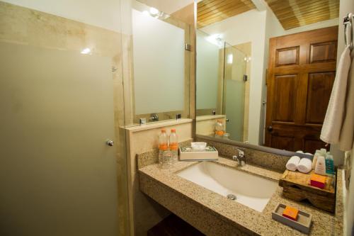Ванная комната в La Casona Del Banco Hotel Boutique