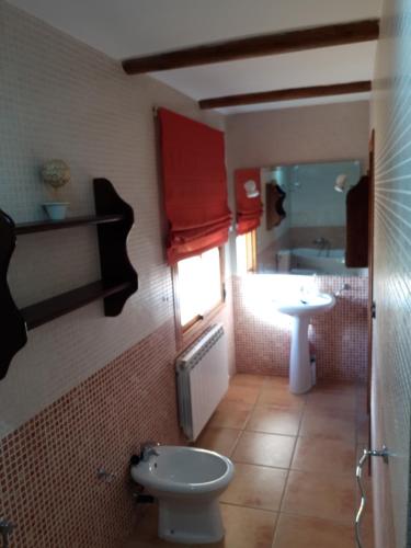 Kúpeľňa v ubytovaní Alojamiento Rural Casa Fuente del Prado