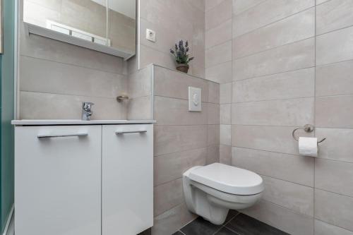 A bathroom at Apartment Spalato