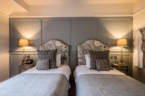 Coach & Horses Hotel photo 11