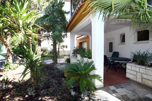 Фотография из галереи Peaceful Green Apartments AE в Портороже