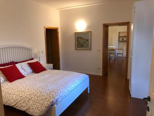 Postel nebo postele na pokoji v ubytování Chalet Delle Rose Saludecio