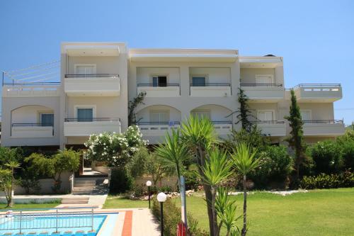Πισίνα στο ή κοντά στο Merabello Apartments