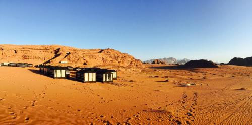 Foto dalla galleria di Wadi Rum Starlight Camp a Wadi Rum