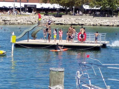 Clientes alojados en Sorrento Beach Bed & Breakfast