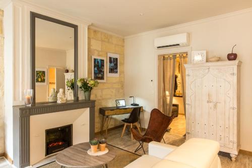 Χώρος καθιστικού στο Nona Home Bordeaux
