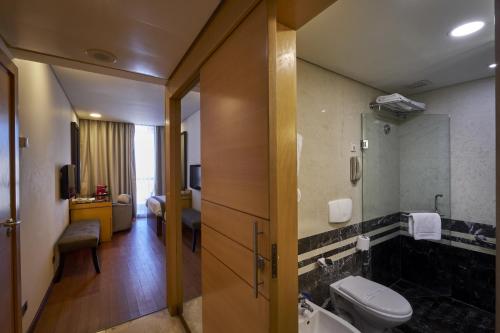 Koupelna v ubytování Coral Beach Hotel And Resort Beirut