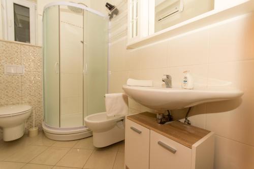Apartments Cavar