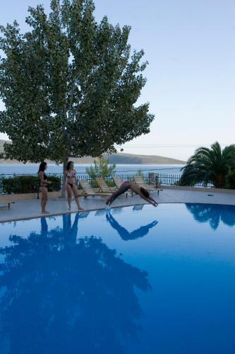 Πισίνα στο ή κοντά στο Alonissos Muses Villas