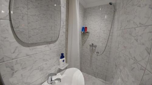 Koupelna v ubytování Dafni Apartment
