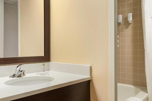 Gallery image of Travelodge by Wyndham Sydney in Sydney