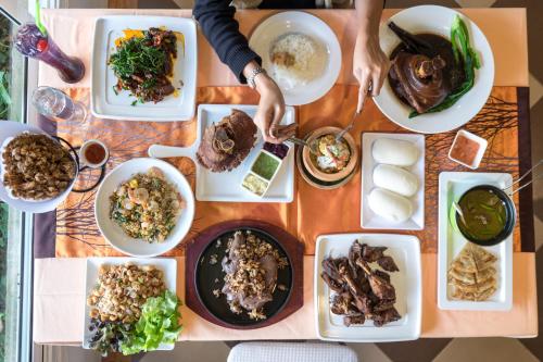 Φαγητό σε αυτό το θέρετρο ή κάπου εκεί κοντά