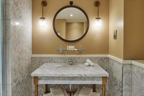 Kimpton Charlotte Square by IHG photo 59