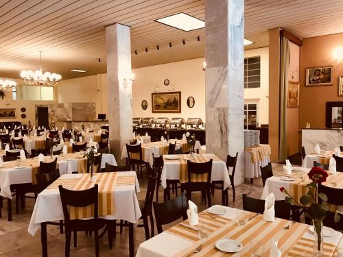 Restaurace v ubytování Hotel Monte Real