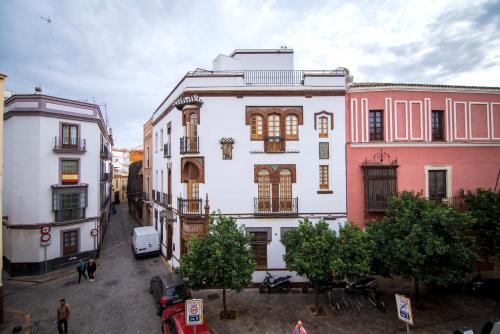 Gallery image of Petit Palace Santa Cruz in Seville